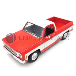 Chevrolet C10 Cheyenne Super - 1974 - Red - Scala 1/18 - Maisto