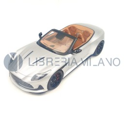 Aston Martin DB12 Volante - 2023 - Scala 1/18 - GT Spirit